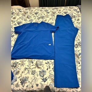 FIGS Royal Blue Women's Scrub Set